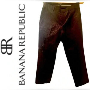 - Banana Republic jacquard cropped pants, black. NWT
